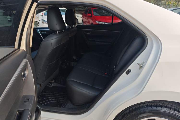 Used Toyota Corolla 2017 1.2T CVT GL-i Leather Edition
