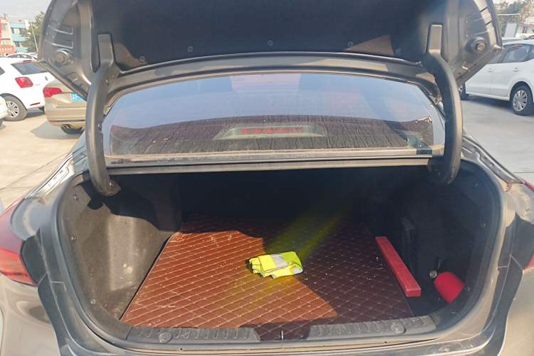 Used Changan Eado 2021 PLUS Blue Whale NE 1.4T GDI DCT Prestige Model
