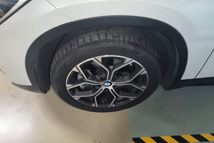 Used BMW X1 2020 sDrive25Li Leading Model
