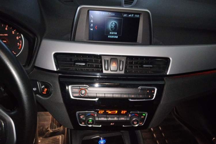 Used BMW X1 2018 sDrive20Li Leading Model
