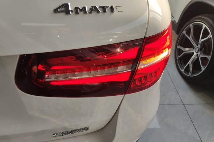 Used Mercedes-Benz GLC 2017 GLC 200 4MATIC
