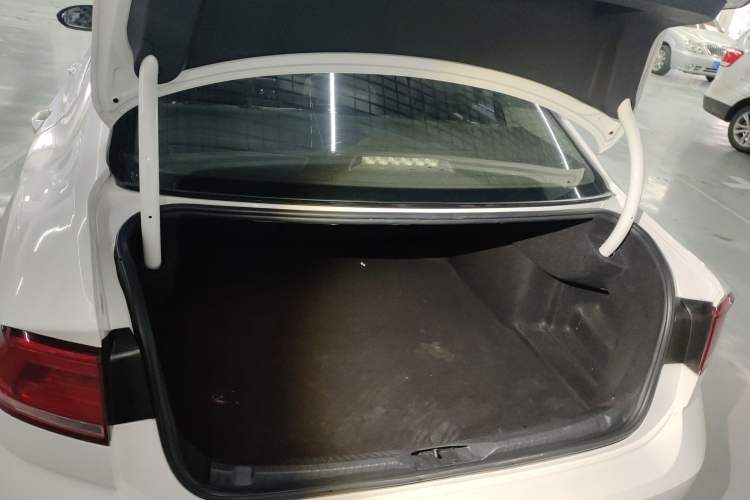 Used Volkswagen Lamando 2018 280TSI DSG Comfort Edition
