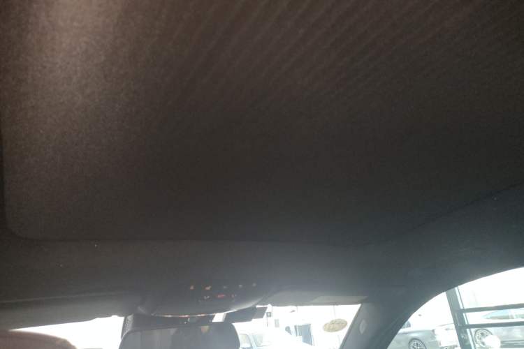 Used Mercedes-Benz GLC 2016 GLC 300 4MATIC Dynamic Model