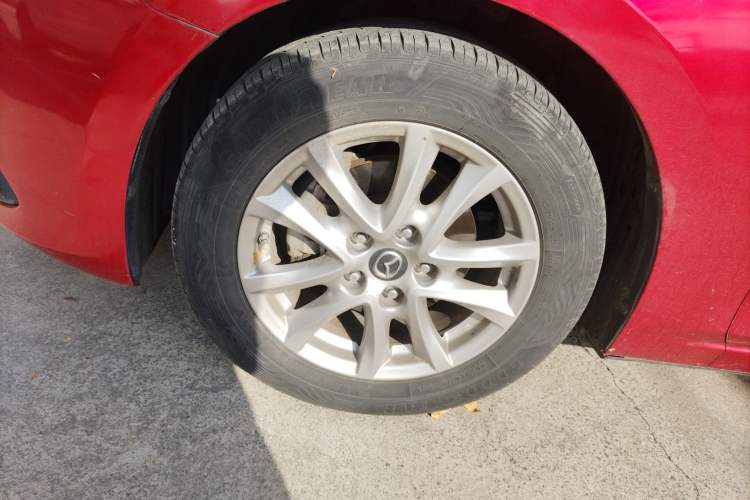 Used Mazda Mazda 3 Axela 2016 Sedan 1.5L Automatic Comfort Model
