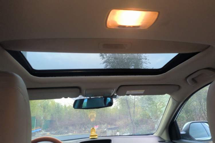 Used Honda CR-V 2016 2.0L two-wheel drive Urban Edition
