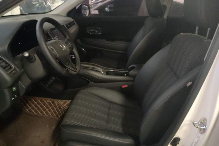 Used Honda Vezel 2017 1.8L CVT Two-Wheel Drive Luxury Model
