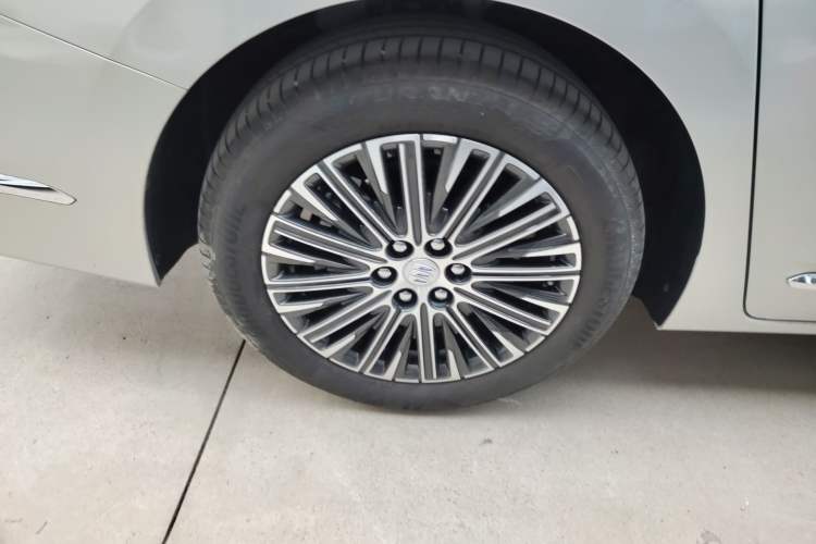 Used Buick GL8 New Energy 2024 Lu Zun Deluxe Edition 7-Seater
