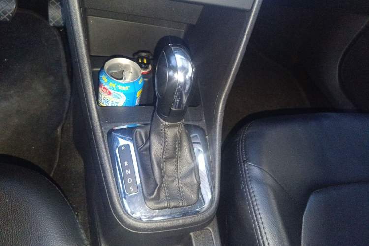 Used Volkswagen Jetta 2015 Value Edition 1.6L Automatic Fashion Version
