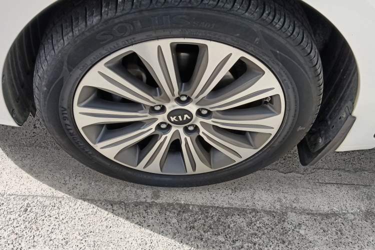 Used Kia K4 2014 1.8L Automatic DLX
