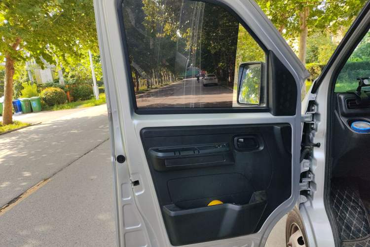 Used Karry Xiaoxiang X7 2024 AVIC Battery (3815 Cargo Box) Side-Panel Truck – Deluxe Model
