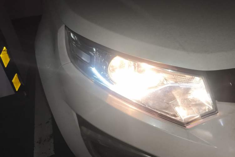 Used JMC Yusheng S330 2016 1.5L GTDi Automatic Two-Wheel Drive Prestige Edition
