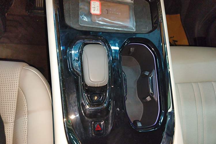 Used Zeekr 009 2022 ME Edition
