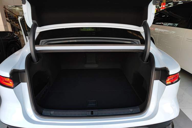 Used VOYAH PASSION 2023 Four-Wheel Drive Flagship Edition
