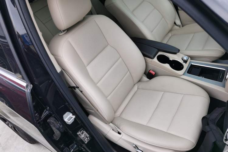 Used Mercedes-Benz GLK-Class 2014 GLK 260 4MATIC Dynamic Model