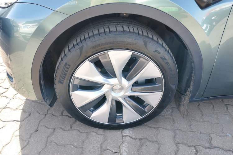 Used Tesla Model Y 2022 Rear-Wheel-Drive Version
