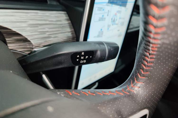 Used NETA V 2022 Chao 300 Lite Lithium Iron Phosphate