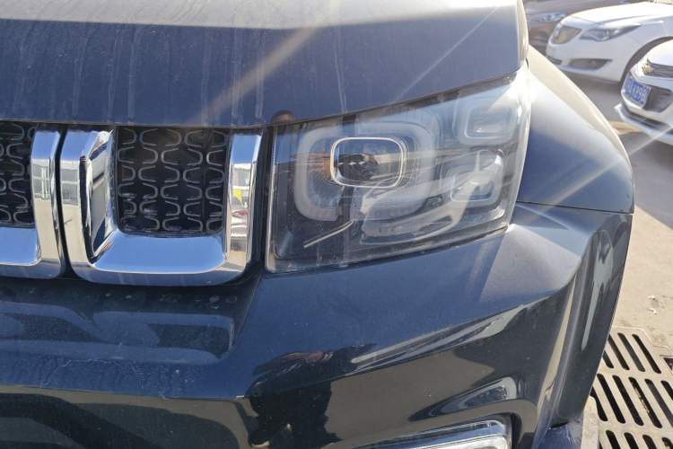 Used  BJ40 2020 2.0T Automatic Four-Wheel Drive Urban Hunter Edition Chivalrous Type