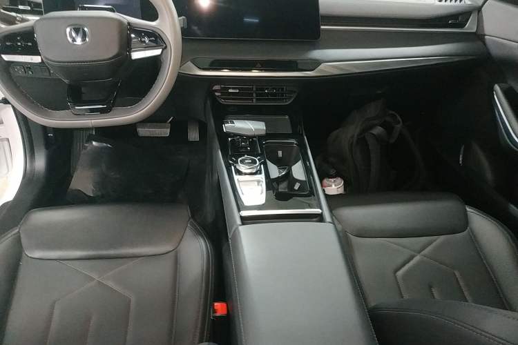 Used Changan Ruicheng PLUS 2023 1.5T DCT Flagship Edition
