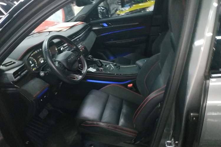 Used Lynk & Co 05 2020 2.0TD Four-Wheel Drive HypeHalo
