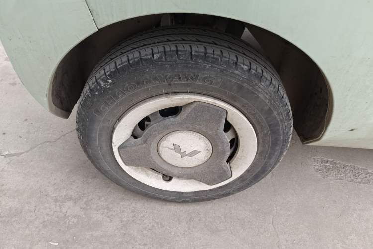 Used Wuling Hongguang MINIEV 2021 Macaron Premium Model – Lithium-NMC