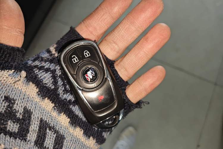 Used Buick GL8 2020 ES Land Cruiser 653T Comfort Edition