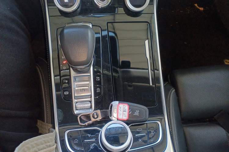 Used Hongqi H9 2020 2.0T Smart Connect Flagship Edition
