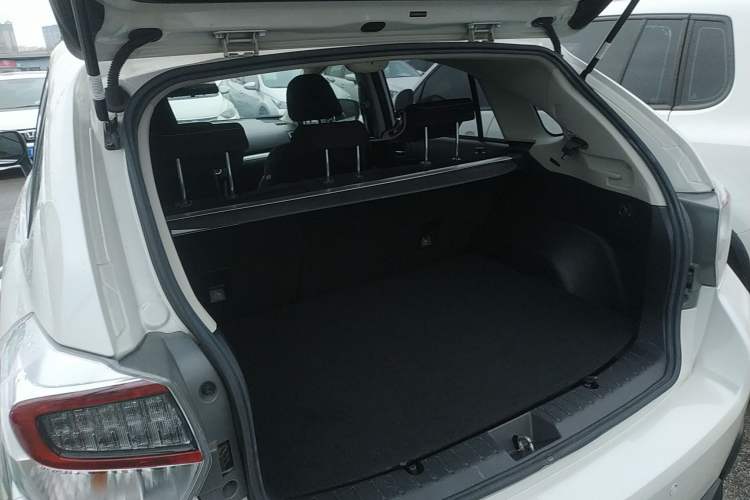 Used Subaru XV 2016 2.0i Comfort Navigation Edition
