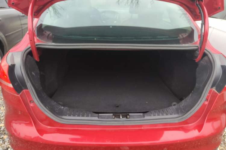 Used Ford Focus 2015 Sedan 1.6L Automatic Trend Model
