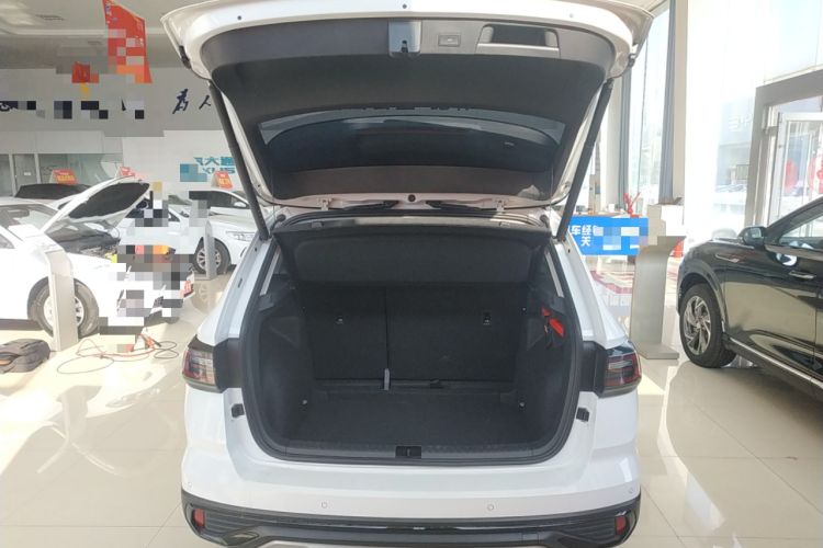 Used Volkswagen Tharu 2024 300TSI Two-Wheel-Drive Moon Luxury Edition