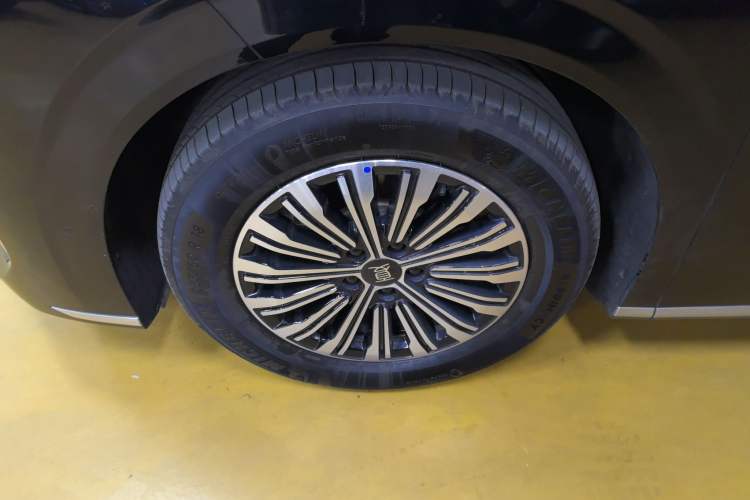 Used BYD Xia 2025 DM-i 1.5T 180km Beyond Edition
