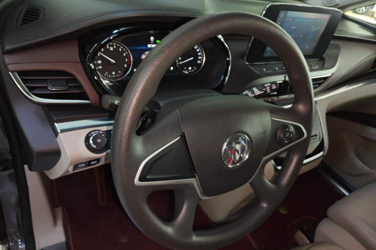 Used Buick GL8 2023 Land Executive Class Comfort Model