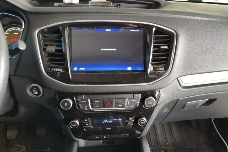 Used Geely Auto Vision X6 2016 1.8L Manual Luxury Edition
