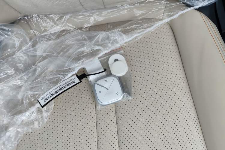 Used Wuling Bingo S 2025 Model 430km Deluxe Edition
