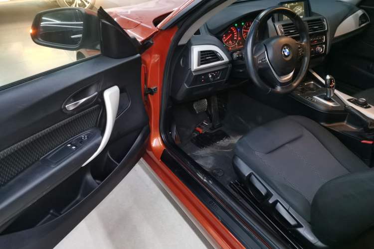 Used BMW 2 Series 2015 218i
