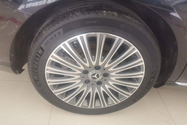 Used Mercedes-Benz E-Class 2019 Facelifted E 300 L Stylish Version