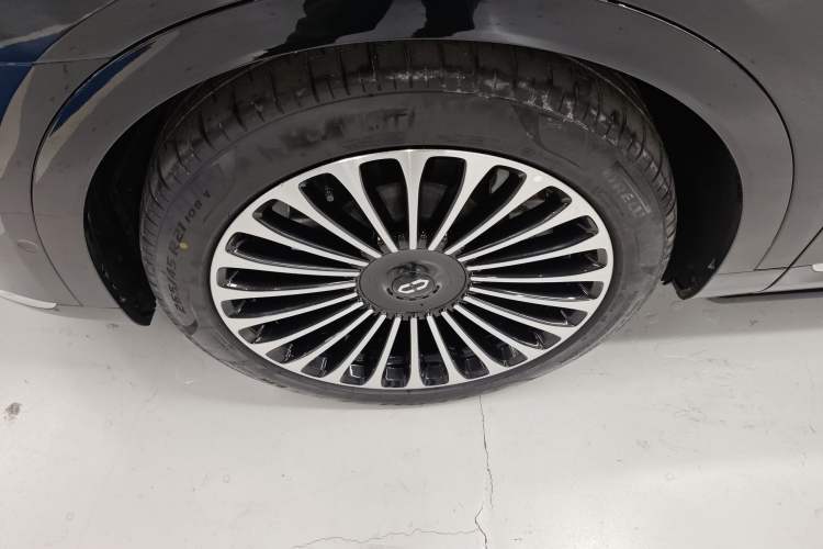 Used Hima AITO M9 2024 Range-Extended Ultra Version 42 kWh 6-Seater Model