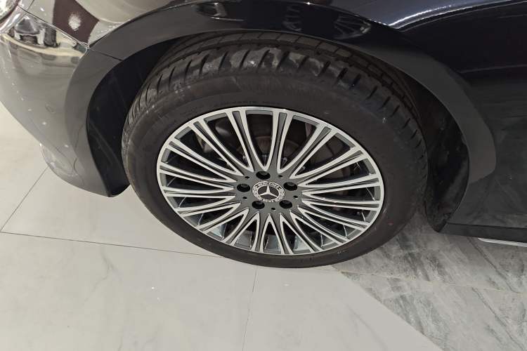 Used Mercedes-Benz E-Class 2020 Restyled E 300 L Sport Exclusive Edition
