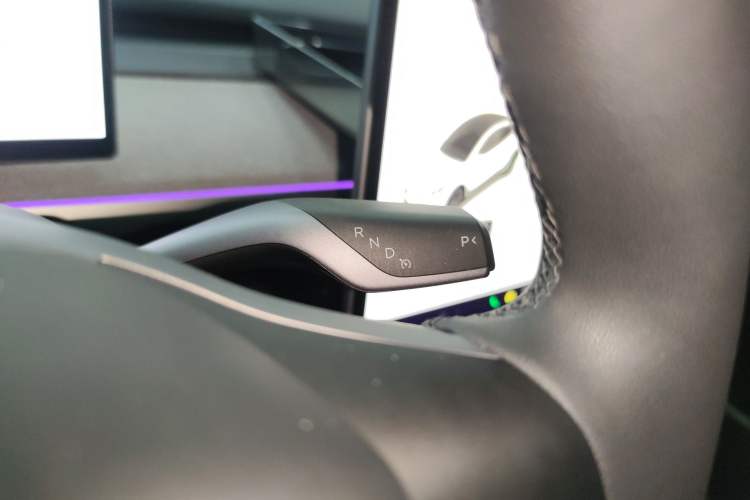 Used Tesla Model Y 2024 Rear-Wheel-Drive Version