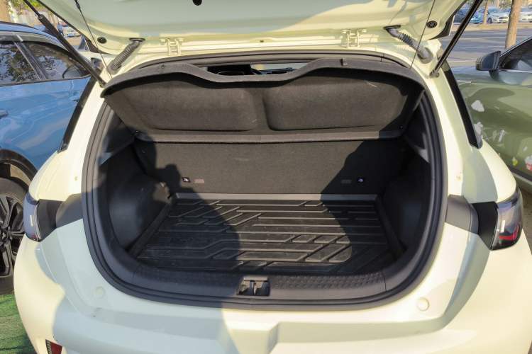 Used BYD Dolphin 2025 420km Free Edition
