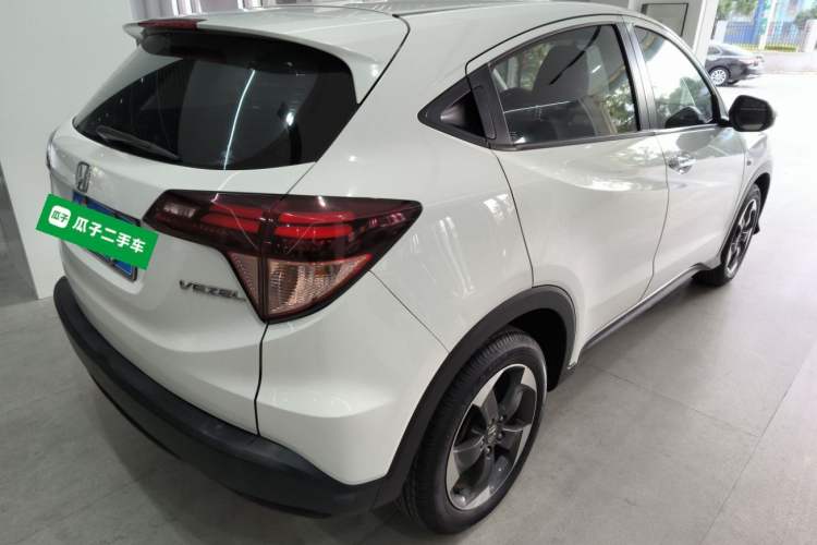 Used Honda Vezel 2017 1.8L CVT Front-Wheel Drive Pioneer Edition