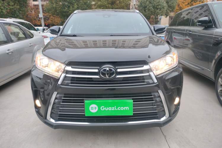 Used Toyota Highlander 2018 2.0T Four-Wheel Drive Prestige Version 7 Seats China VI Standard