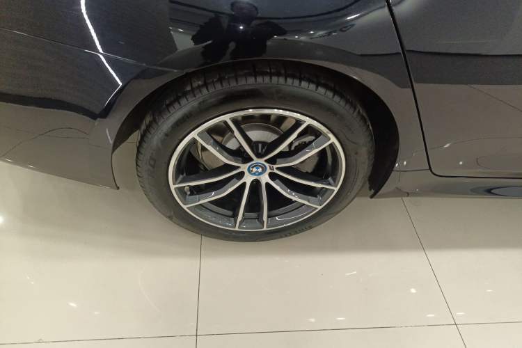 Used BMW 5 Series New Energy 2022 Second Facelift 535Le M Sport Package
