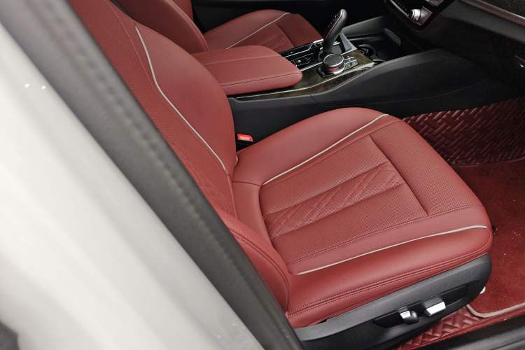 Used BMW 5 Series 2022 Second Facelift 525Li M Sport Package