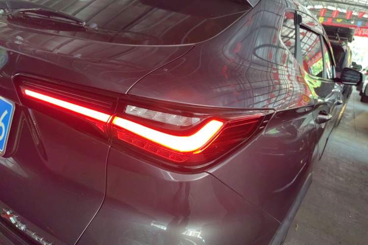 Used Oshan X5 2021 Revised Version 1.5T DCT Luxury Edition