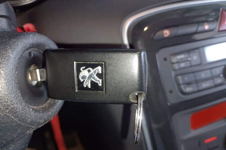 Used Peugeot 308 2014 Enjoy Edition Classic 1.6L Automatic Premium Model
