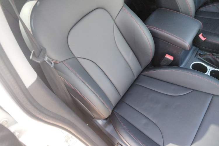 Used Haval M6 2018 Revised Version 1.5T DCT Two-Wheel Drive Elite Edition
