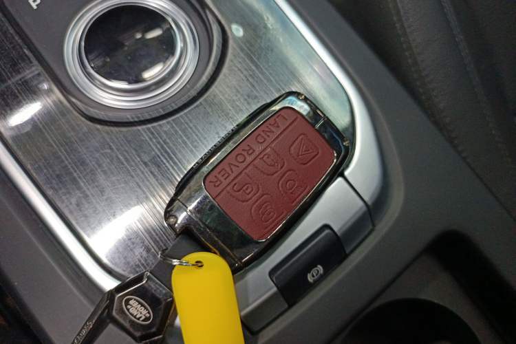 Used Land Rover Discovery Sport 2017 2.0T SE