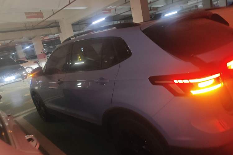 Used Volkswagen Tharu 2025 NewRui 300TSI Prestige Edition
