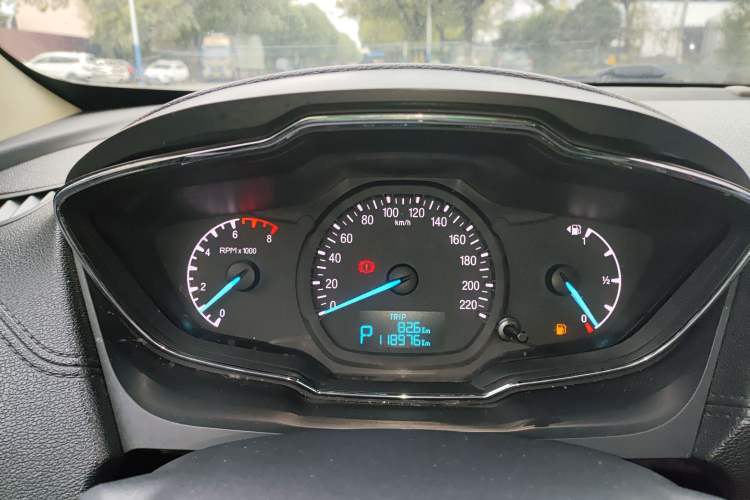 Used Ford Escort 2015 1.5L Automatic Fashion Model