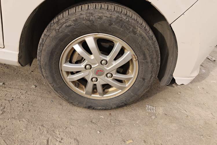 Used Wuling Hongguang 2019 1.5L S Comfort Edition China VI LAR
